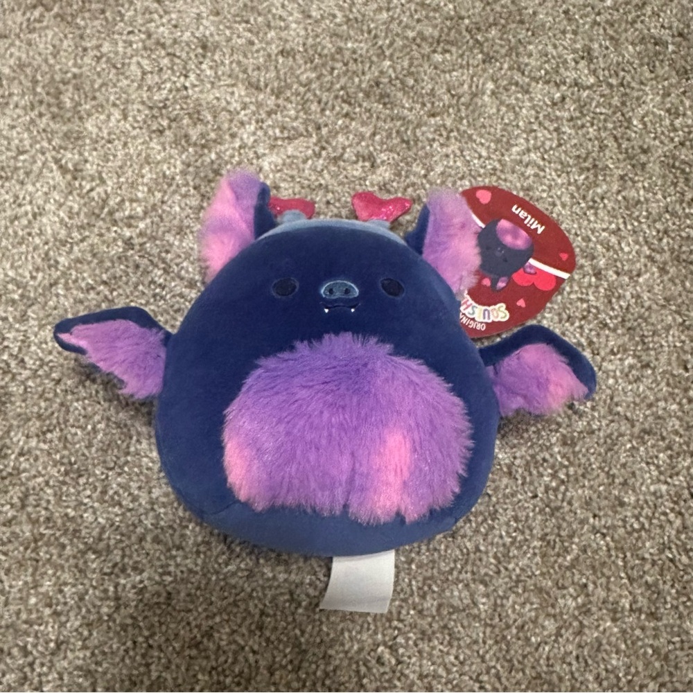 new with tag 5” squishmallow fruit bat blue purple valentines day heart headband